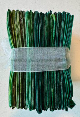 Hoffman Watercolor Batik 20 Fat Quarter Bundle 210