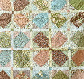 Fig Tree Petals Finished Quilt