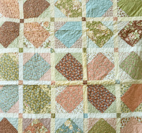 Fig Tree Petals Finished Quilt
