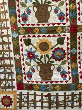 Folk Flowers Finished Quilt